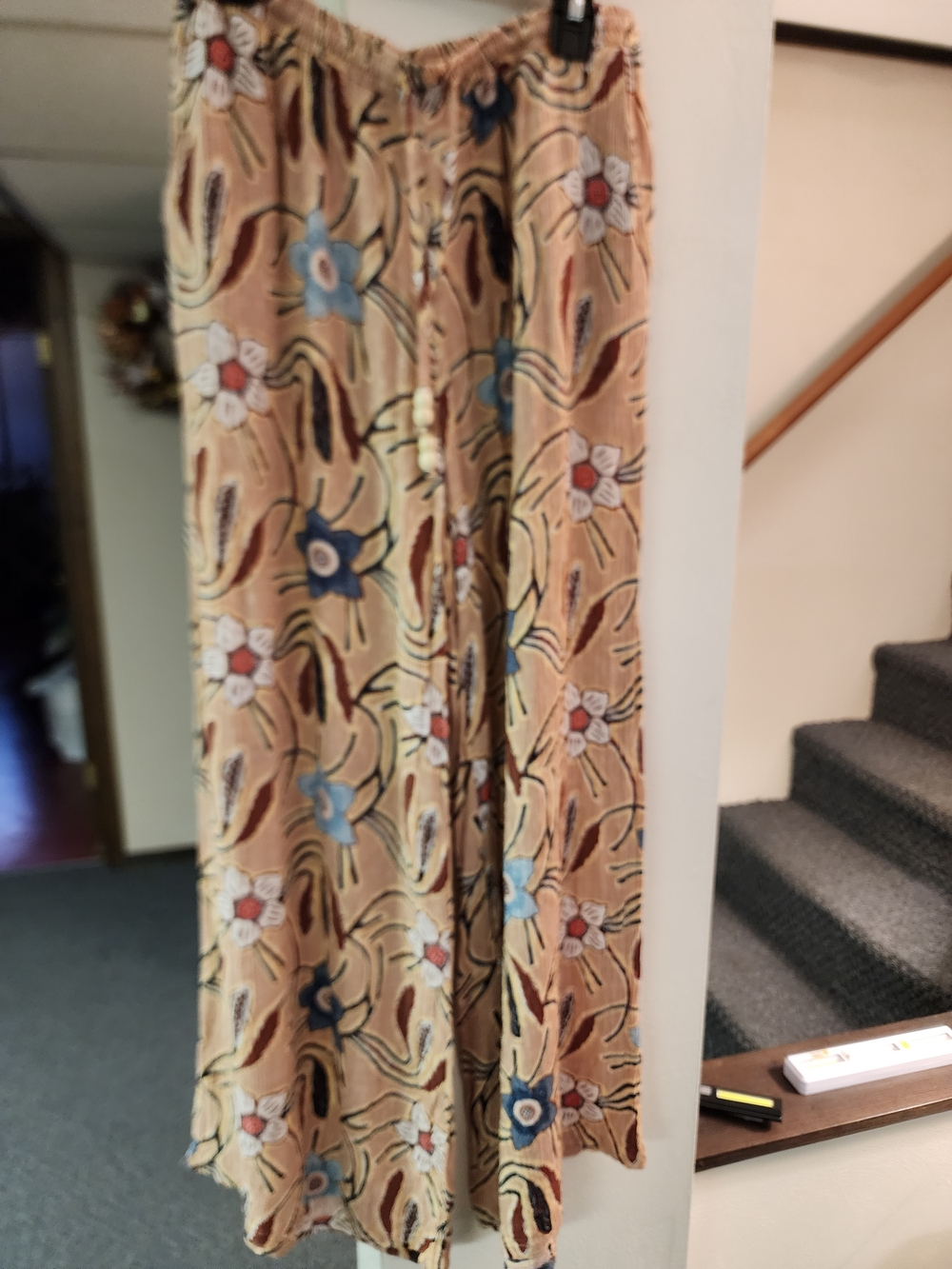 Christian Siriano Sz S Women's Beige Floral Pants - Casual Boho Style